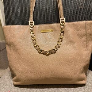 🛑SOLD Michael Kors Pebbled Leather Shoulder Bag Large Tan Camel